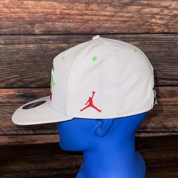 Rare Air Jordan V Sneaker Hat Mist Grey / Poison Green / Light Crimson SnapBack - Picture 3 of 7